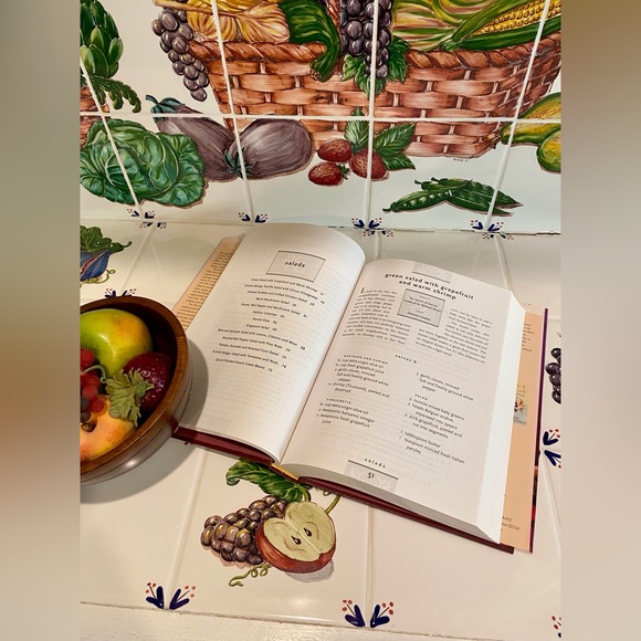 Six hardcover cookbooks for a variety of cooking interests - Picture 7 of 10